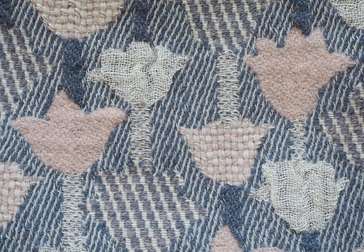 織り模様のアップ画像/TULPPAANI/ローズブルー/湯たんぽ/ラプアンカンクリ